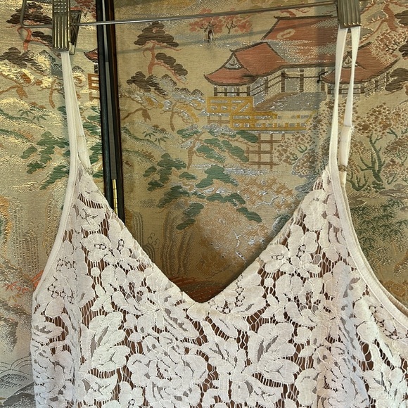 SPACE 46 LACE SPAGHETTI STRAP TOO - Picture 2 of 13